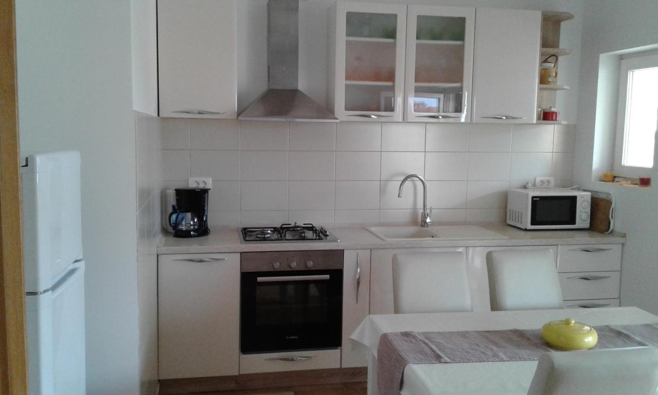 Apartman Zara Ražanj Eksteriør bilde