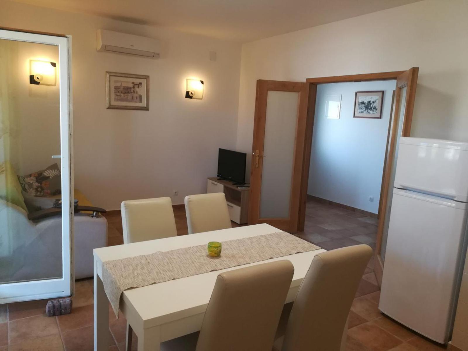 Apartman Zara Ražanj Eksteriør bilde